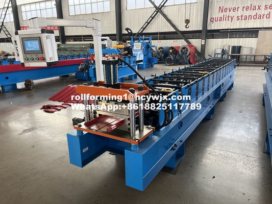 Auto bloccaggio 500mm Roofing Sheet Roll Forming Machine Iso