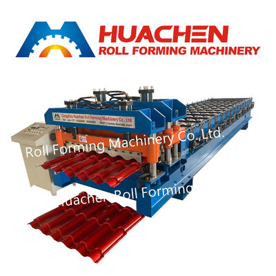 Macchina per la formatura di rotoli di fogli per coperture in tegole d'acciaio per materiale da costruzione