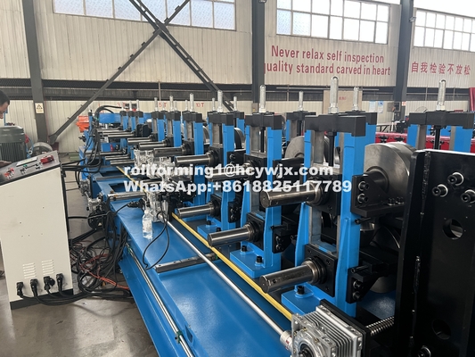Un clic CZ Purlin Interchange Roll Forming Machine Chain Drive