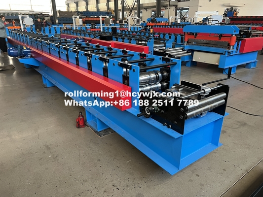 PLC e convertitore controllato Gutter Roll Forming Machine per supporto online