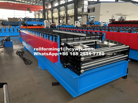 Macchina per la formazione di rotoli a freddo a doppio strato con profilo C15 e TR10-113