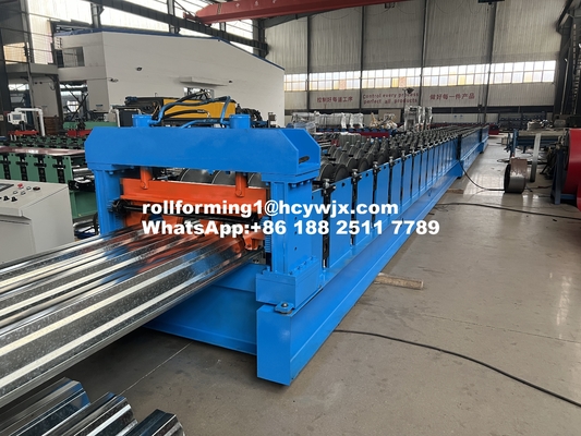 T153-40L-840 Macchina per la trasformazione a rulli di pavimenti metallici ad alta velocità