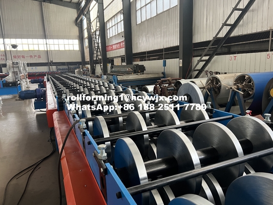T153-40L-840 Macchina per la trasformazione a rulli di pavimenti metallici ad alta velocità