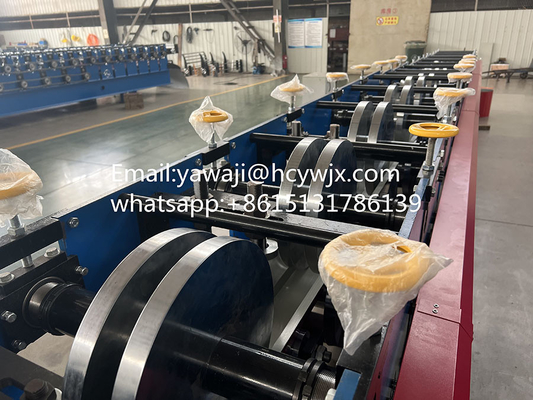 Rotolo d'acciaio della grondaia dell'acqua piovana Cr12 che forma macchina con 18 file