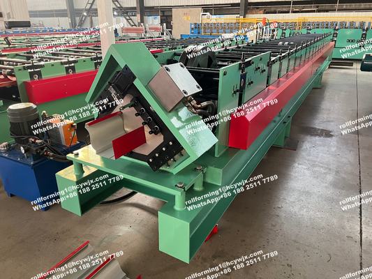 Macchina di scarico di acciaio / alluminio / rame per profili di scarico di acqua piovana