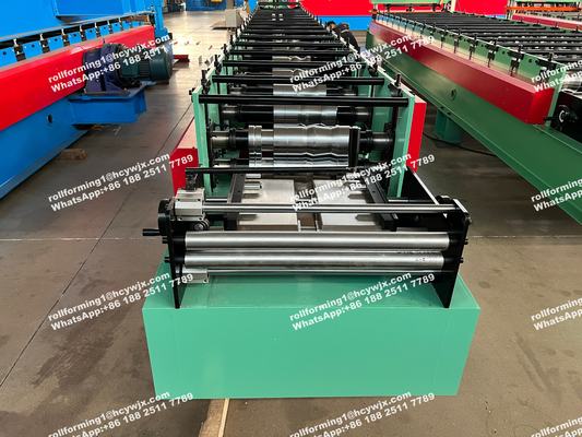 Macchina di scarico di acciaio / alluminio / rame per profili di scarico di acqua piovana