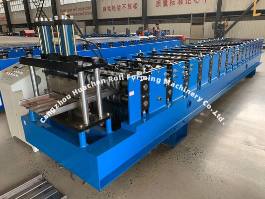 Macchine per la formazione a freddo di rotoli di materiali da costruzione metallici
