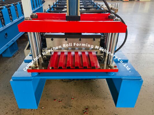 Macchine per la formazione a freddo di rotoli di lamiere metalliche