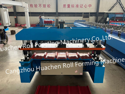 Macchina per la fabbricazione di pannelli di tetto ondulati in metallo completamente automatica