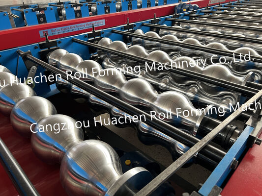 Macchina per la formazione di rotoli a freddo di lamiere di tetto in acciaio colorato ondulato in vendita