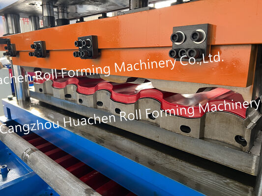Macchine per il taglio di piastre metalliche trapezoidali, macchine per la fabbricazione di piastrelle, macchine per la formazione di fogli di piastrelle per tetti