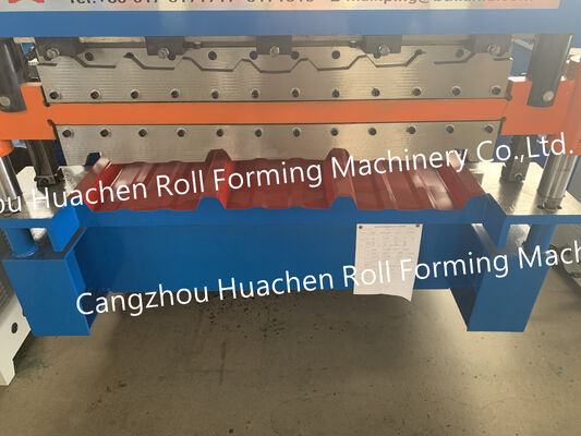 Macchina per la formazione di rotoli di lamiere di metallo per tetti in alluminio con dimensioni precise