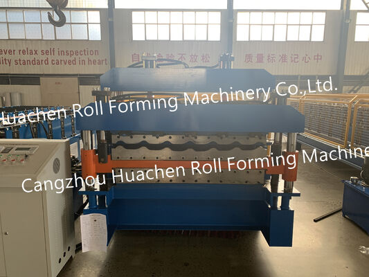 Macchine per la formazione di rotoli di fogli di tetto trapezoidali a doppio strato per tetti metallici
