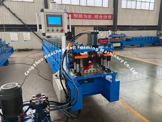 Macchina per la formatura di rulli di colmo metallici ad alte prestazioni per la produzione nell'industria dei tetti