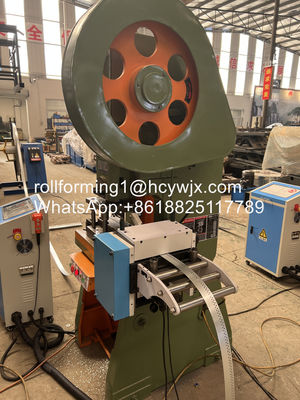 Rotolo su misura del sistema del muro a secco di GI di profilo che forma macchina