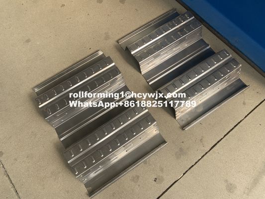 il rotolo d'acciaio della piattaforma del CE di 1mm che forma la macchina, lamina a freddo la formazione dell'attrezzatura 850mm