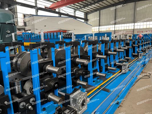 CZU M4Z/M4C Purlins Roll Forming Machine Un clic per modificare le dimensioni del profilo