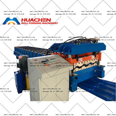 0.3-0.6 mm Spessore del materiale Parete, tetto, piastrelle Macchine per la formazione di rotoli con diametro dell'albero di 70 mm