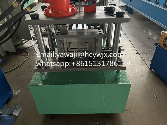 Rotolo del Purlin del CEE dello schermo commovente che forma macchina con il materiale di 80mm