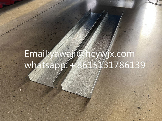 C Purlin Roll Forming Machine con commutazione facile