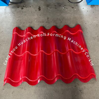 Macchina formatrice per tegole metalliche personalizzata 13-22 con stazione di formatura, tensione 380V e potenza 5.5+4KW per tegole in acciaio colorato