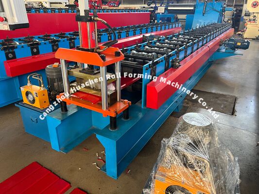 Macchina di stampaggio automatico di pannelli di parete del tetto