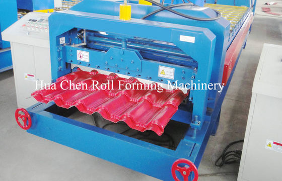 Rotolo delle mattonelle lustrato pannello su ordinazione del tetto che forma macchina/lamina di metallo che fa macchina