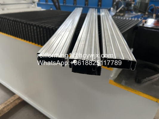 Rotolo d'acciaio della macchina di Furring del metallo che forma macchina